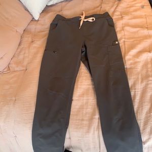 Yola figs pants size small charcoal